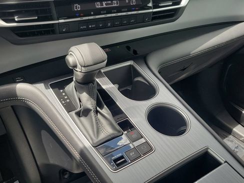 Certified 2026 Toyota Sienna XLE FWD image 15
