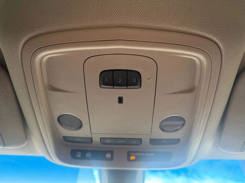 Used 2019 Cadillac XTS Luxury image 28