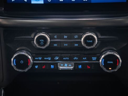 Certified 2023 Ford F150 Lariat w/ Equipment Group 502A High image 30