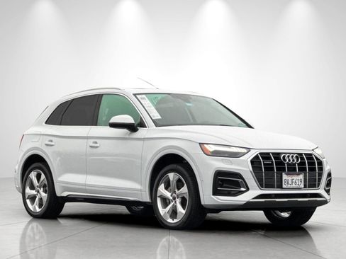 Used 2021 Audi Q5 Prestige w/ Prestige Package image 7