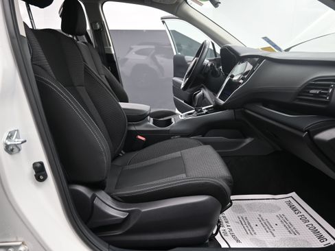 Used 2023 Subaru Outback Premium AWD/4WD image 24