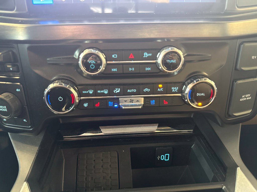 Used 2025 Ford F350 Lariat w/ Lariat Ultimate Package AWD/4WD image 20