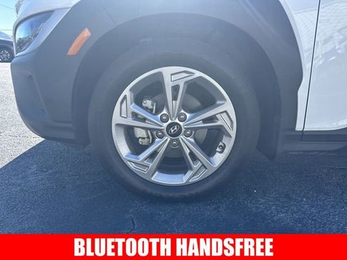 Used 2023 Hyundai Kona SEL image 4