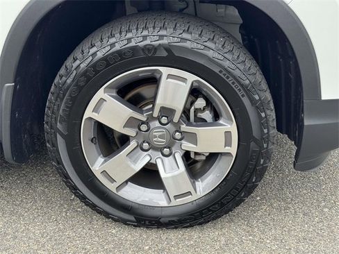 Certified 2024 Honda Ridgeline RTL image 7