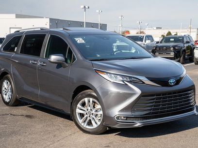 Certified 2025 Toyota Sienna Limited