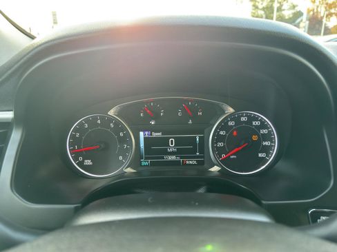 Used 2017 GMC Acadia SLE image 19