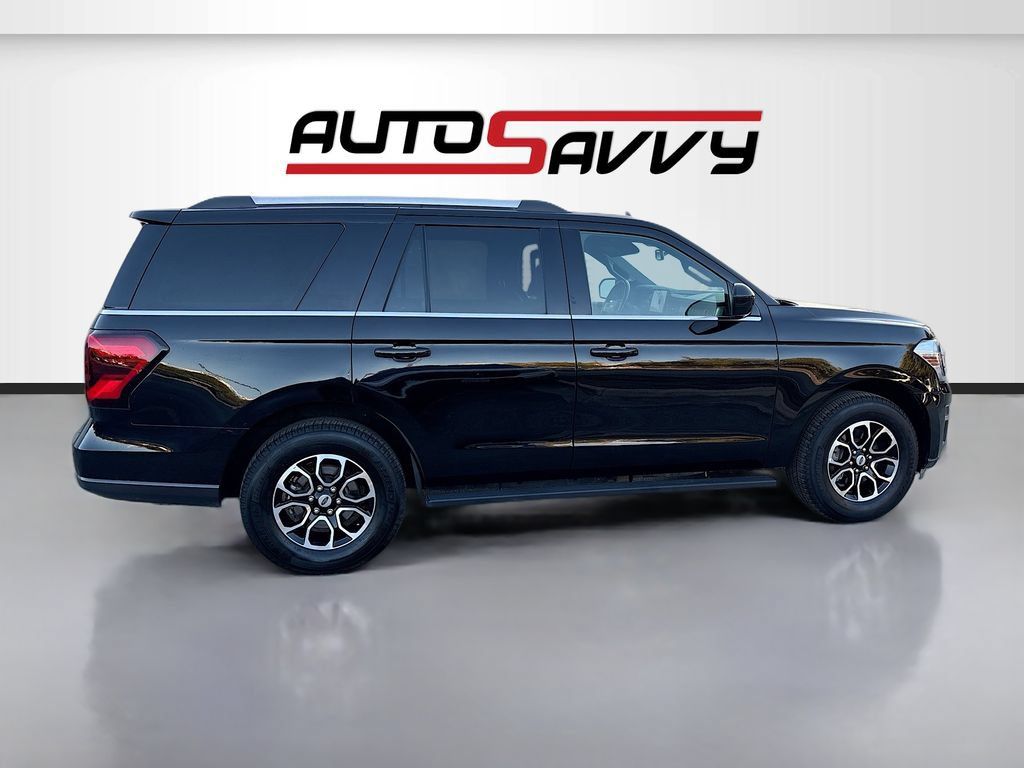 Used 2023 Ford Expedition Limited RWD image 8