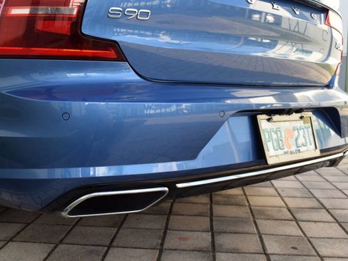 Used 2020 Volvo S90 T6 R-Design image 20