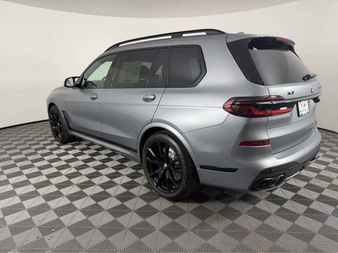 New 2026 BMW X7 M60i image 5