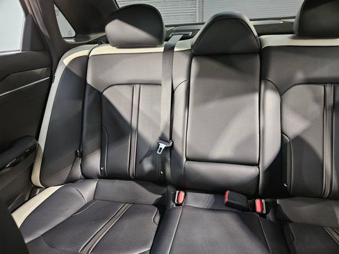Used 2025 Kia K5 GT-Line w/ GT-Line Premium Package FWD image 12