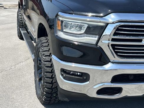 Used 2023 RAM 1500 Laramie AWD/4WD image 11