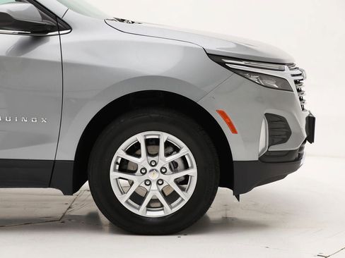 Used 2024 Chevrolet Equinox LT image 3