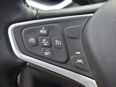 Used 2022 Chevrolet Equinox LT image 30