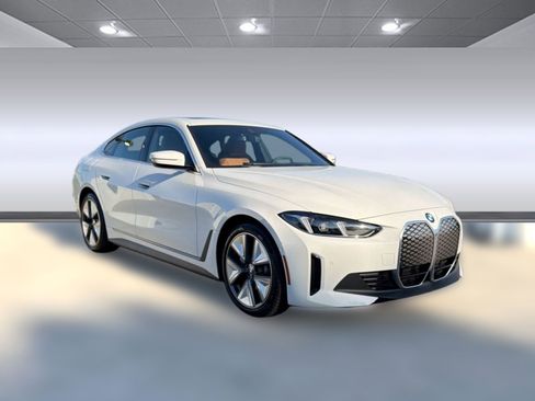 New 2026 BMW i4 xDrive40i AWD/4WD image 7