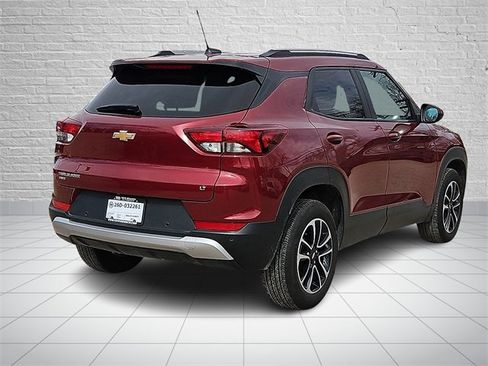 Used 2024 Chevrolet TrailBlazer LT w/ Convenience Package image 4