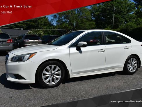 Used 2016 Subaru Legacy 2.5i Premium AWD/4WD image 1