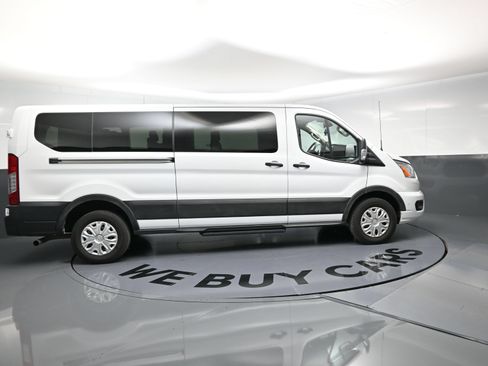 Used 2022 Ford Transit 350 XLT RWD image 10