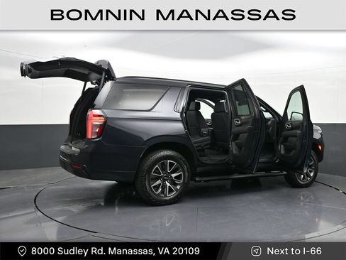 Used 2024 Chevrolet Tahoe Z71 w/ Luxury Package AWD/4WD image 40