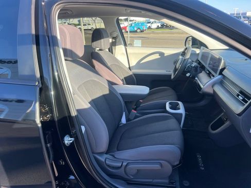 Used 2024 Hyundai Ioniq 5 SEL RWD image 29