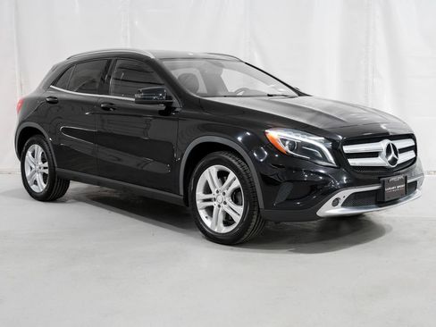 Used 2015 Mercedes-Benz GLA 250 4MATIC image 8