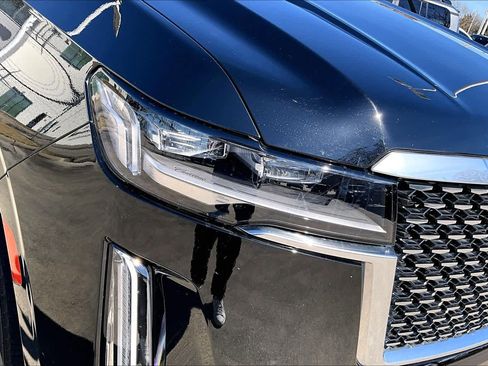 Used 2024 Cadillac Escalade Premium Luxury image 26