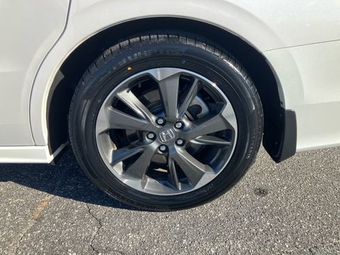 Certified 2024 Honda Odyssey Elite image 22