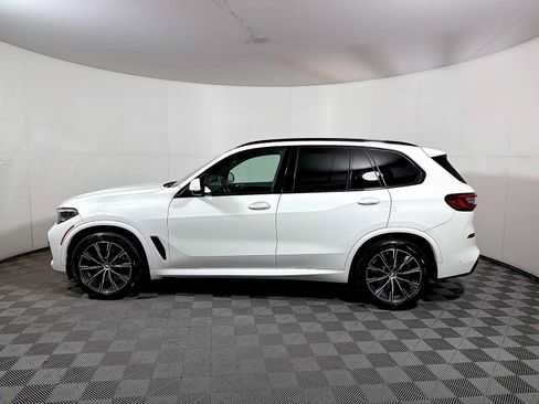 Certified 2023 BMW X5 xDrive40i w/ M Sport Package AWD/4WD image 4