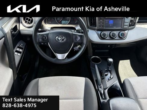 Used 2014 Toyota RAV4 LE FWD image 22