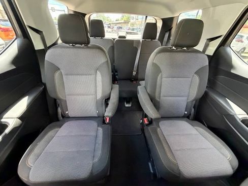 Used 2018 Chevrolet Traverse LT AWD/4WD image 17