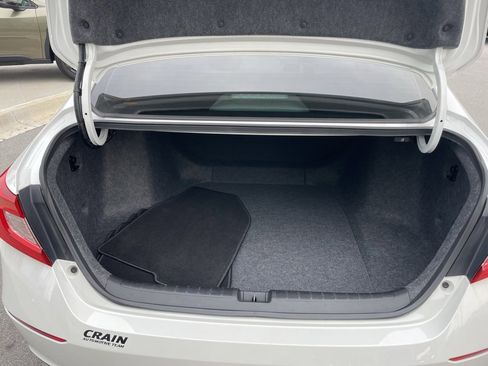 Used 2018 Honda Accord LX image 25