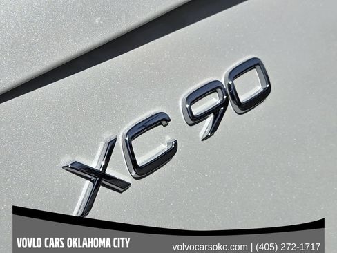 Used 2026 Volvo XC90 B6 Plus w/ Protection Package Premier AWD/4WD image 11