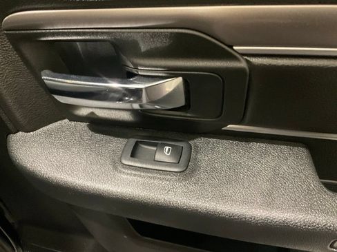 Used 2024 RAM 1500 Warlock AWD/4WD image 15