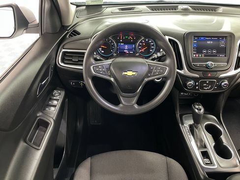 Used 2020 Chevrolet Equinox LT FWD image 18