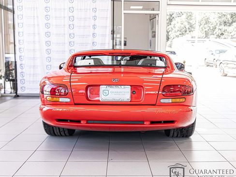 Used 1993 Dodge Viper RT/10 RWD image 13