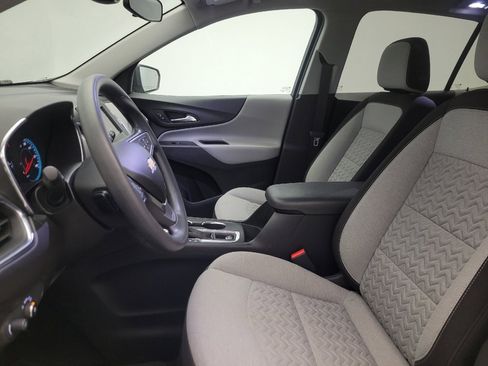 Used 2022 Chevrolet Equinox LS FWD image 17