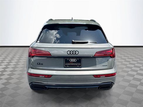 Certified 2025 Audi Q5 e Premium Plus w/ Premium Plus Package AWD/4WD image 6
