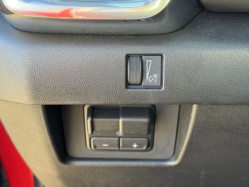 Used 2023 GMC Canyon Elevation w/ Elevation Premium Package image 25