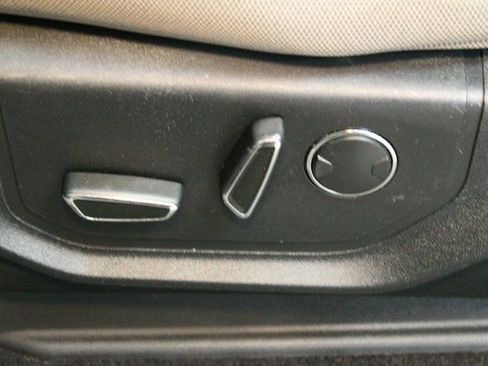 Used 2018 Ford F150 XLT w/ Equipment Group 302A Luxury image 17