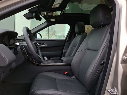 Certified 2026 Land Rover Range Rover Velar Dynamic SE image 13