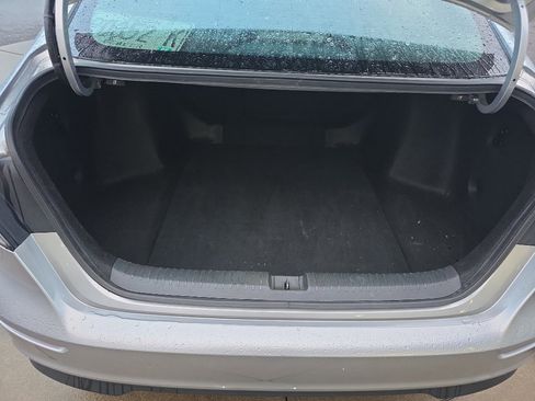 Used 2024 Honda Accord Sport image 6