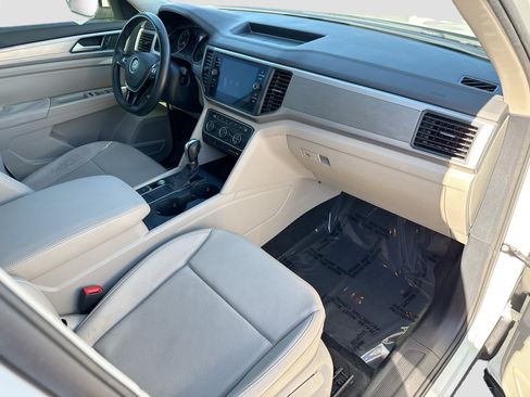 Used 2019 Volkswagen Atlas SE FWD image 12