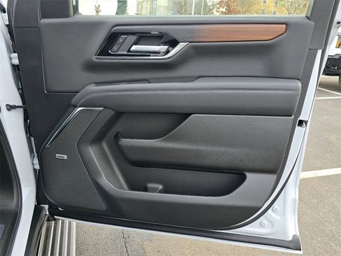 New 2026 GMC Yukon XL Denali w/ Sun & Power Step Package image 34