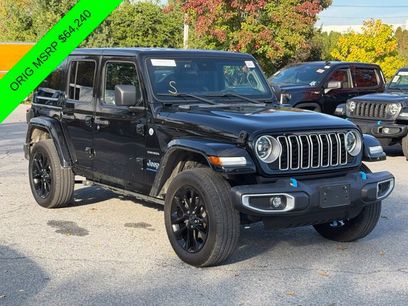 Used 2024 Jeep Wrangler Unlimited Sahara w/ Dual Top Group
