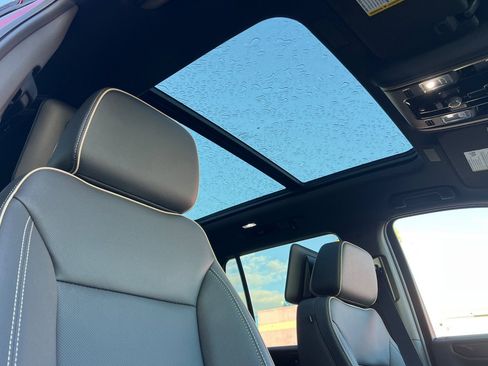 New 2026 GMC Yukon Elevation w/ Elevation Premium Package image 18