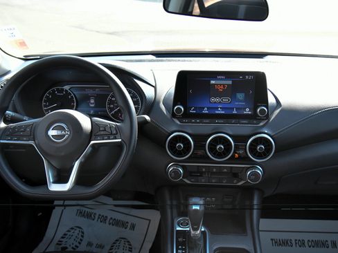 Used 2025 Nissan Sentra SV FWD image 32
