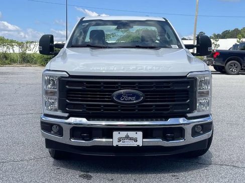 New 2025 Ford F250 XL w/ XL Driver Assist Package RWD image 2