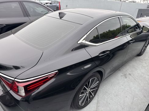 Used 2022 Lexus ES 350 w/ Premium Package image 8
