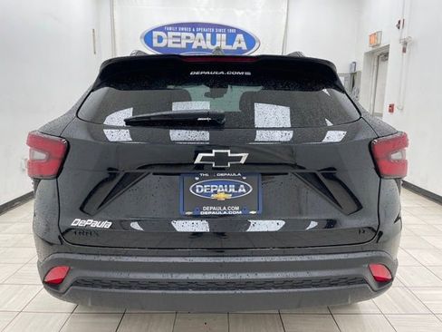 New 2026 Chevrolet Trax LT w/ Driver Confidence Package FWD image 18