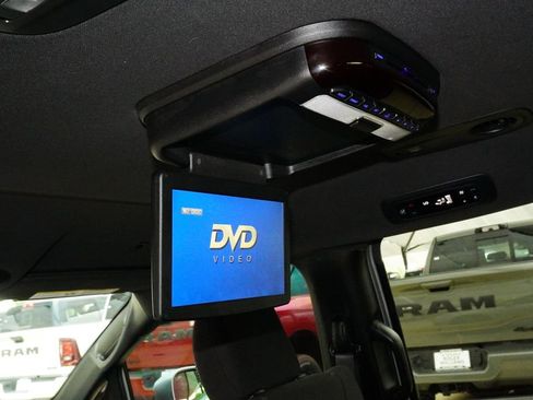 Used 2018 Chrysler Pacifica Touring Plus w/ S Appearance Package FWD image 29