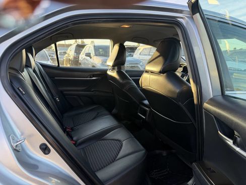 Used 2021 Toyota Camry SE image 26